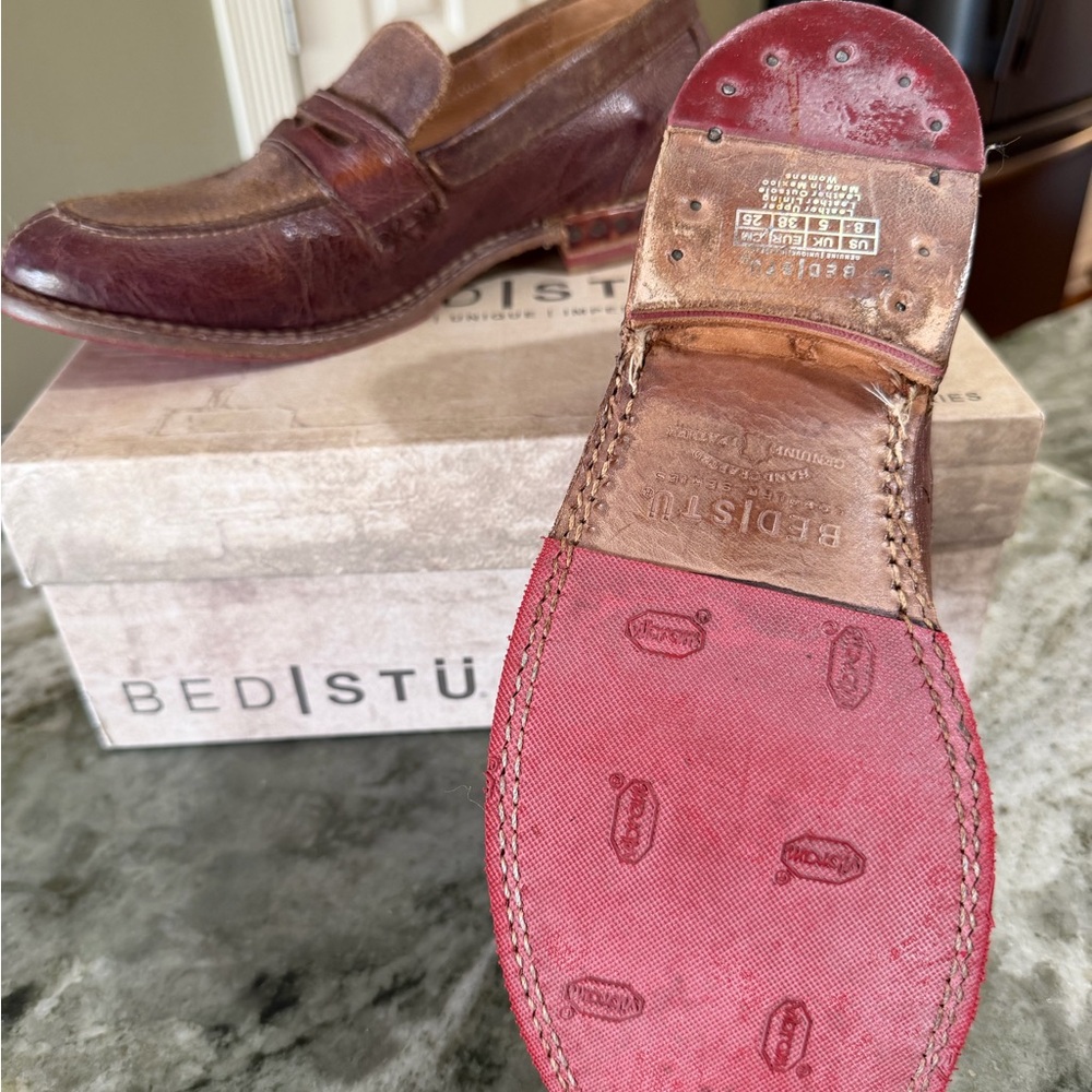 BED|STU Women’s Reina Distressed Leather Loafers - Picture 4 of 4